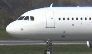 Un avion cu 143 de pasageri, din Ungaria, a aterizat de urgenţă în Austria. În cabina piloţilor a apărut fum