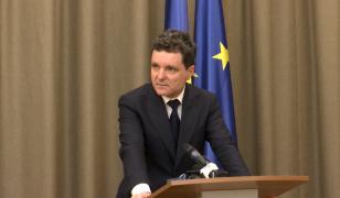 Negocierile pentru Guvern, la un pas să se prăbuşească. Care sunt variantele lui Nicuşor Dan