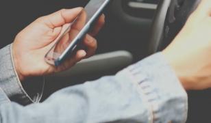 Uniunea Europeană introduce permisul de conducere digital. Ce schimbări îi aşteaptă pe şoferi