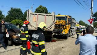 Carambol lângă Baza NATO de la Mihail Kogălniceanu, după ce unui şofer de camion i s-a făcut rău