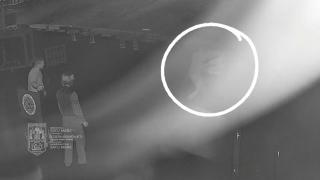 Trei turiști norvegieni, surprinși cum distrug un loc de joacă din Satu Mare