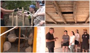 Studenţi din toată Europa, în practică la Bihor. Cum învaţă să renoveze case vechi cu tehnici tradiţionale