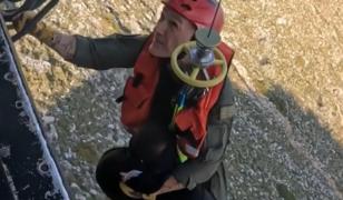 Român, grav rănit după ce a căzut de pe muntele Athos. Alexandru s-a dezechilibrat şi s-a lovit la cap