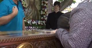 De ce vin credincioşii în număr atât de mare să se închine la moaştele Sf. Ioan cel Nou de la Suceava