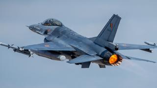 Olanda va ceda 18 avioane F-16 României. Forţele Aeriene Române vor avea o flotă de 73 de F-16