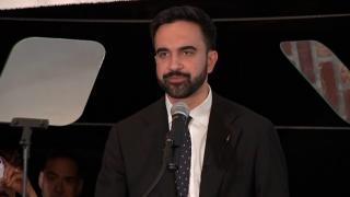 "Arată groaznic, are o voce grețoasă și nu e foarte inteligent". Trump a făcut praf un politician american