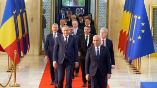 Guvernul a amânat tăierea sporurilor şi reducerea concediului suplimentar. CES n-a avizat măsurile