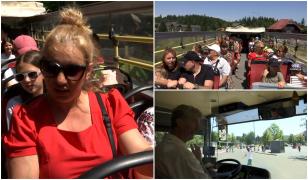 Autobuzul turistic, supraetajat, revine pe străzile din Brașov. O oră de "plimbare" costă doar 5 lei
