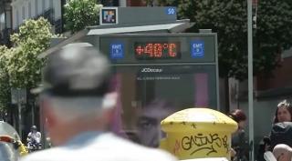 Cupolă de foc peste Europa. Canicula îi sufocă pe francezi și spanioli, în Italia e cod roșu în 13 orașe