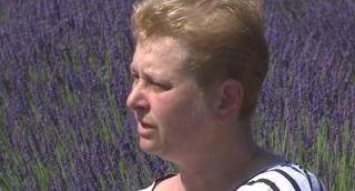 Daniela și soțul ei au transformat o idee într-o afacere parfumată. Mii de vizitatori le trec pragul