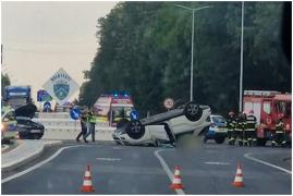 Accident fatal pe DN1, Baloteşti. Un bărbat a murit după impactul cu o altă mașină, într-un sens giratoriu