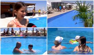 Românii aleg piscina în locul mării: Din ce în ce mai mulţi turişti preferă cazările cu bazine private