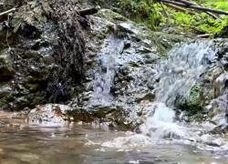 Cele mai răcoroase locuri din România. Cât costă intrarea pentru copii şi adulţi