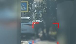 Şofer băut, cursă nebună cu poliţia pe urme. În timpul urmăririi, sătmăreanul a aruncat o armă din maşină