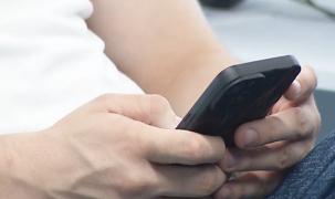 Scut împotriva înșelătoriilor telefonice. Numerele fixe din străinătate vor fi blocate automat