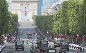 Paradă fastuoasă de Ziua Naţională a Franţei. Ceremonia, gândită ca o operaţiune militară