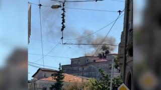 Incendiu la maternitatea "Cuza Vodă" din Iaşi: 111 copii şi 96 de mame, evacuaţi. De la ce a pornit focul