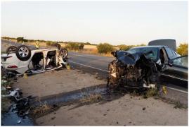 Trei copii români de 8 luni, 2 și 4 ani, și încă 2 adulți, morți pe o șosea din Spania. Tatăl e în stare gravă