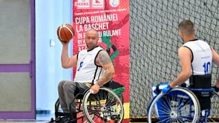 Revolta românilor cu dizabilităţi: Pe ministrul Turismului, i-aş da un cărucior şi l-aş ţine o zi întreagă