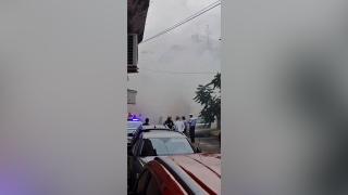 Incendiu violent la o biserică din Piteşti, o persoană rănită