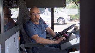 Explicaţia şoferilor STB pentru mersul cu viteză sau trecutul pe roşu