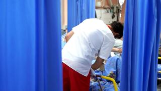 Grefele de piele pentru Lavinia puteau fi aduse din Italia, însă spitalul ar fi decis să ia de la rude
