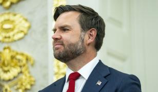 Serviciul Secret a cerut creșterea nivelului unui râu din Ohio pentru ca JD Vance să se plimbe cu barca