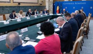 Concedieri şi salarii plafonate. Ministerul Dezvoltării pregăteşte noi măsuri pentru a face economii la buget