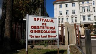 O femeie din Braşov a murit la 19 ani, după naştere, la externare. Acasă mai avea un copil