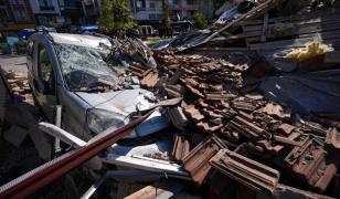 "A fost ca un cutremur de 7. Toţi copiii erau foarte speriaţi." Martorii povestesc dezastrul din Turcia