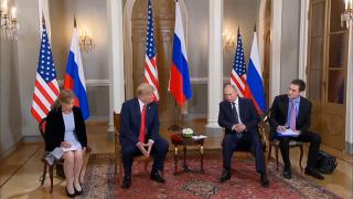 Experţii se tem că Putin îl va păcăli pe Trump la discuţia unu la unu. 