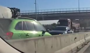 Șofer de 71 de ani, pe contrasens pe A2. I-a certat pe ceilalți pentru că nu-l lasă să înainteze