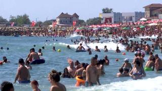 Apa mării ar putea fi contaminată cu o bacterie nouă. Ce este "Vibrio" şi ce simptome provoacă