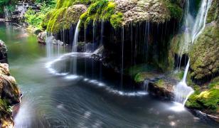 Cascada Bigăr şi Tunelul Iubirii, printre locurile unice uitate de lume: Dă o senzaţie de sărăcie şi nepăsare