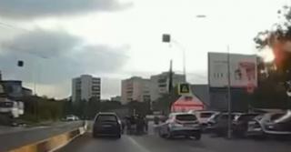 Doi copii de 7 şi 11 ani din Mureş, spulberaţi de maşină în timp ce traversau strada pe trecerea de pietoni