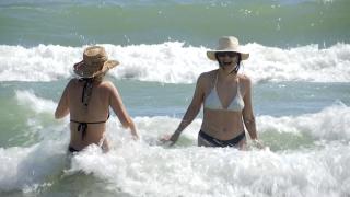 Hotelierii, supăraţi că vacanţa de vară se termină prea repede: "Uite, germanii au reușit"