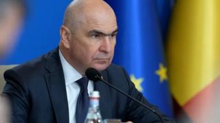 Proteste la primării, după ce au aflat de concedierile din Pachetul 2. "Eu nu înţeleg această ură"