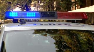 I-a cerut 2.000 de euro ca să nu-i dea foc la o casă. Tânărul, prins de polițiști în Mureș