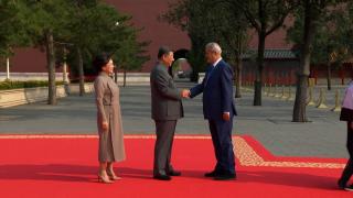 Legăturile lui Adrian Năstase cu China şi Rusia. În 2013 a apărut lângă ideologul lui Putin