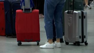 Pasagerii de pe Aeroportul din Cluj pot lua în bagaje până la doi litri de lichide