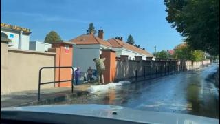 Traficul din Braşov, dat peste cap de o conductă de apă spartă. Şoferii, obligaţi să tragă pe dreapta