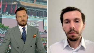 Analist, despre vizita lui Adrian Năstase și Viorica Dăncilă la Beijing: Chinezii se mulțumesc și cu rebuturi