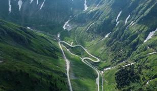 Circulaţia pe Transfăgărăşan, închisă pentru o zi. Are loc a X-a ediţie a triatlonului Transfier