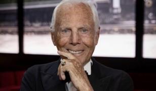 Val de mesaje de adio şi condoleanţe după moartea designerului de modă Giorgio Armani