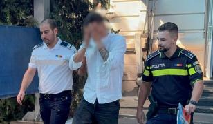 Tânăr fără permis, reținut după ce a accidentat o bătrână care traversa ilegal. A fugit de la locul faptei