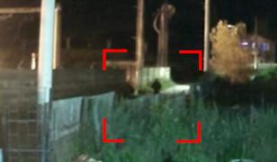 O femeie din Petroşani este terorizată de vecin. A depus 14 plângeri în 2 ani, dar autorităţile nu fac nimic