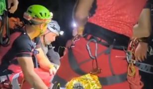 Turist de 58 de ani, rănit grav după ce a căzut 30 de metri pe Valea Cerbului