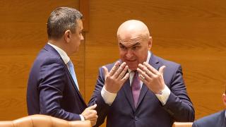 "PSD nu poate ţine pistolul la tâmpla coaliţiei". Tensiuni în Guvern, Nicuşor Dan îndeamnă la calm