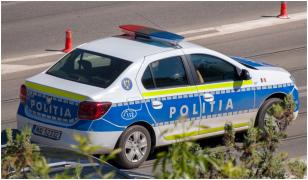 Un tată din Sibiu și-a legat copilul de masă cu lanțul și l-a încuiat în casă ca să meargă la magazin