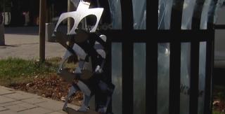 Premieră la București. Coșuri de gunoi cu suport pentru sticle SGR, instalate în parcuri